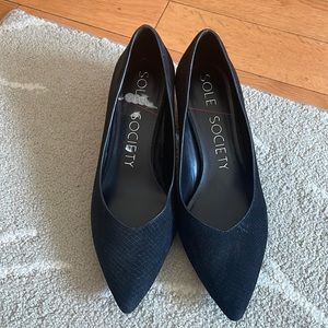 Chic Sole society heels